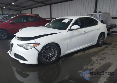 2018 Alfa Romeo Giulia Rwd z USA, uszkodzony, nr VIN ZARFAEBN6J7565963